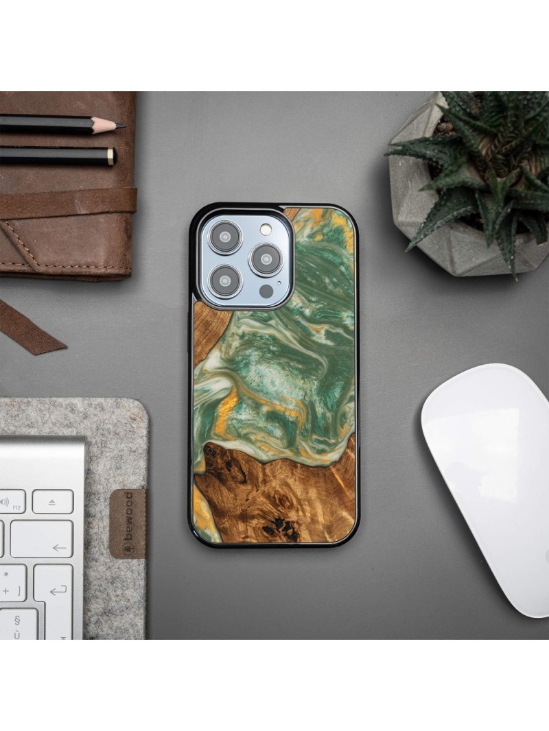 Resin & Wood iPhone 15 series case – 4 Elements – Water