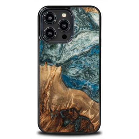 Resin & Wood iPhone 15 series case – Planets - Earth