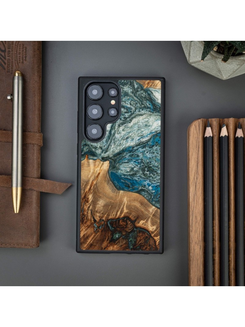 Resin & Wood Samsung S24 series case – Planets - Earth